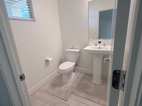 4th image of 8798 Encore Way