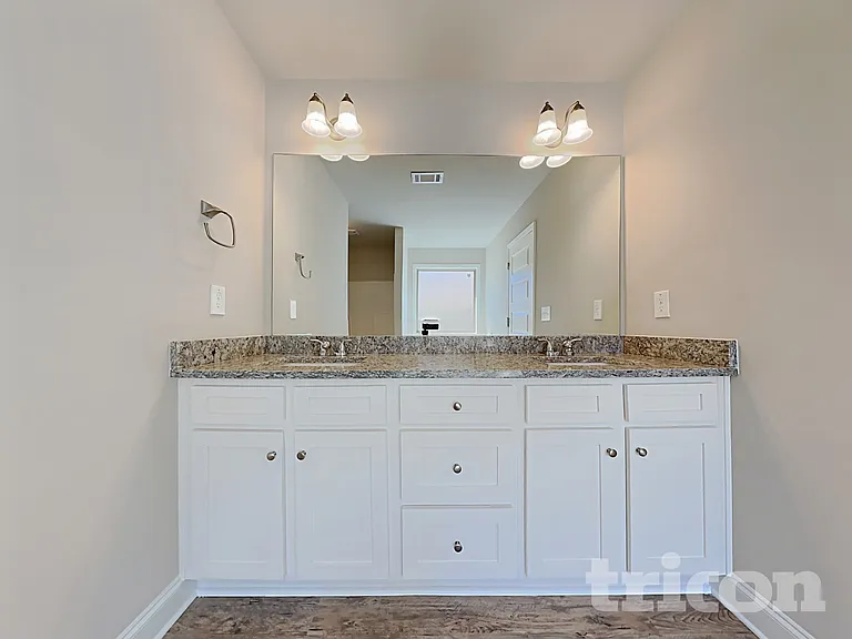 817 Crescent Way — Photo 24
