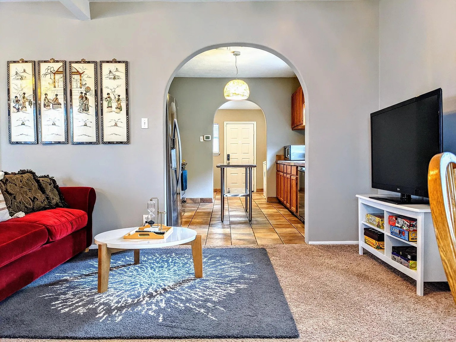 2 bed, 1200 sqft, $2,500 — Photo 2