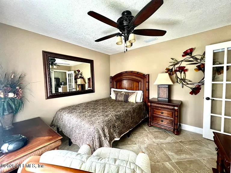 1024 Ardmore St — Photo 20
