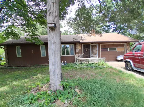 755 Shadowrock Dr, Forsyth, MO 65653
