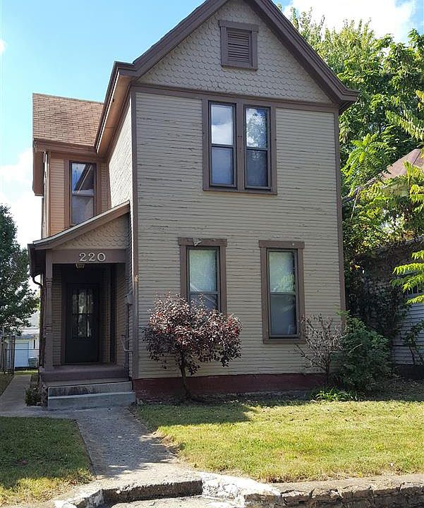 1st image of 220 N 21st St