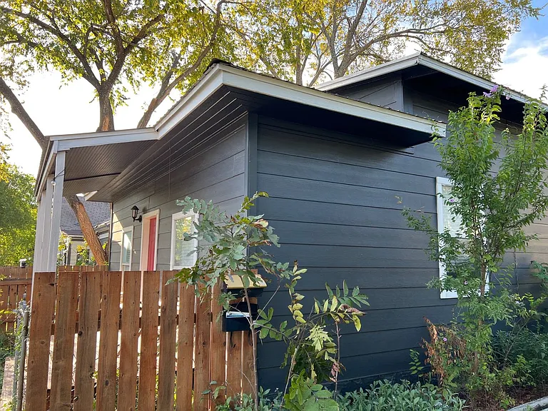 611 Nelray Blvd #A — Photo 42
