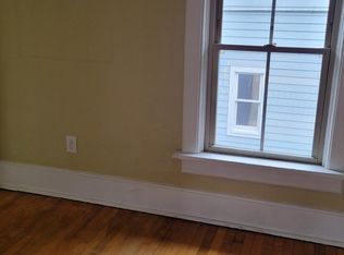 318 E Schiller St, Milwaukee, WI 53207