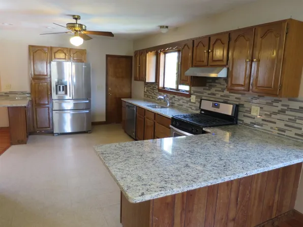 1 Winchester Pl, Medford, MA