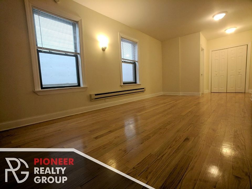 1st image of 1347 N Dearborn St #1347503