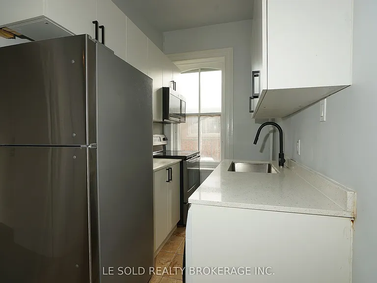 53 McClary Ave #4 — Photo 2
