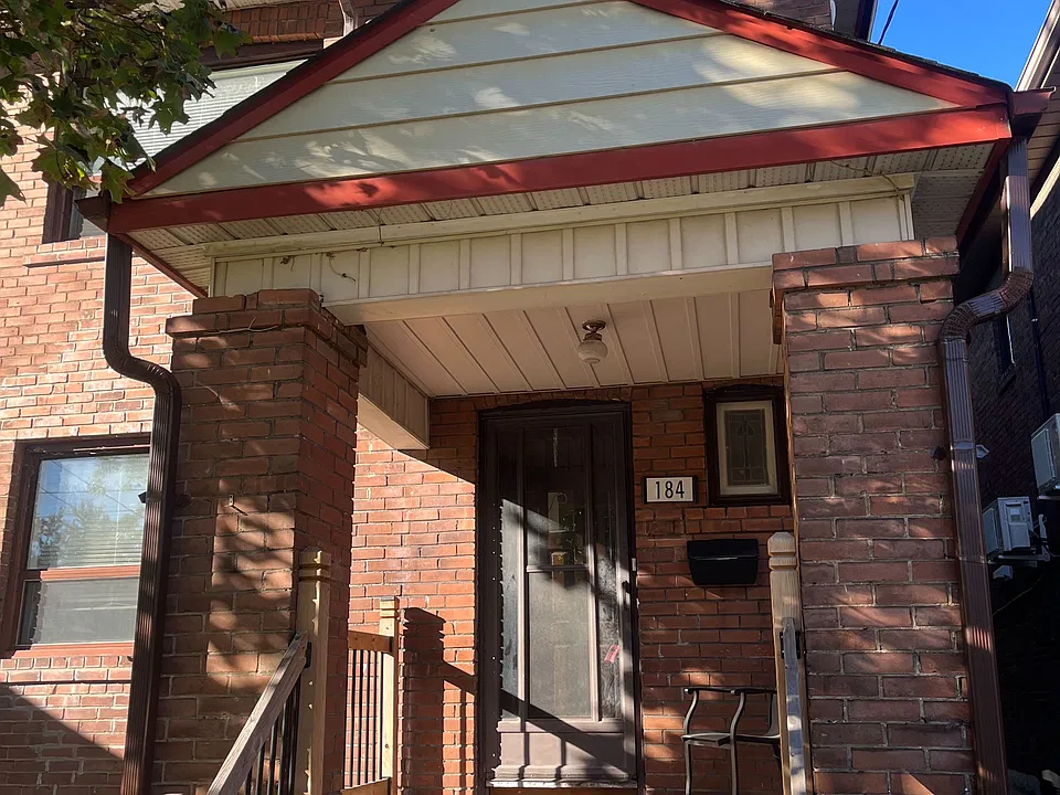 184 Westwood Ave
