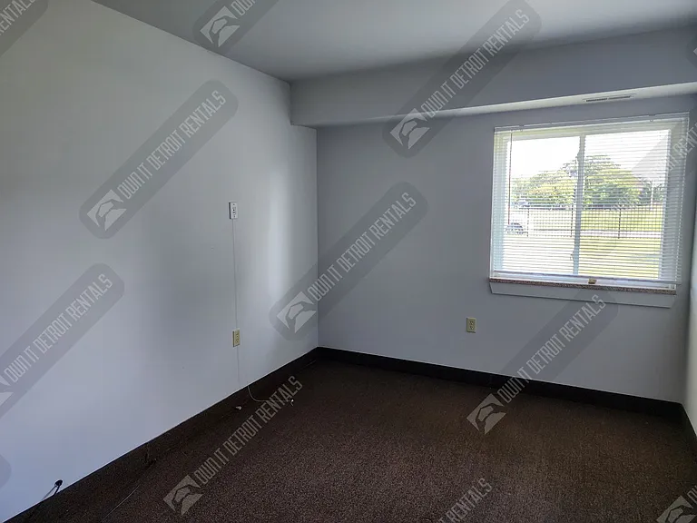 1800 Brainard St #104 — Photo 9