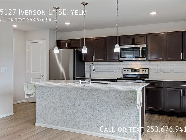 15127 Iverson Loop SE — Photo 5