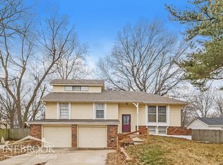 1511 SW 19th St, Blue Springs, MO 64015