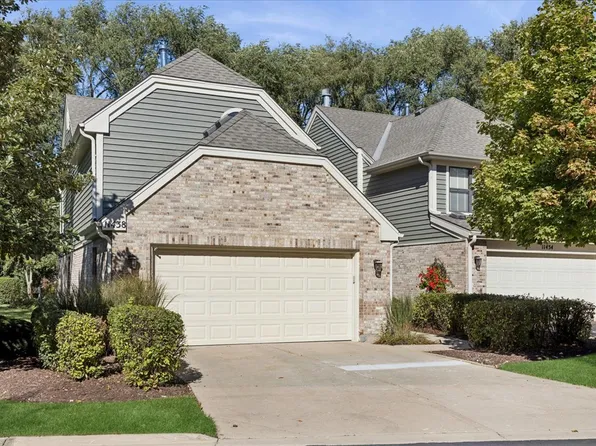 11438 Ashley Woods Dr, Westchester, IL 60154