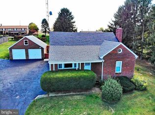 262 Shorbs Hill Rd, Hanover, PA 17331