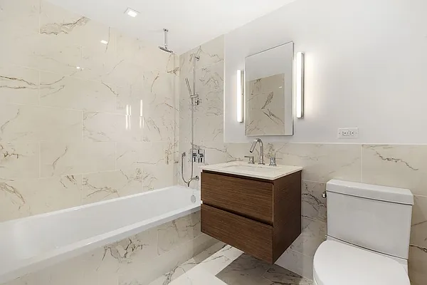 Rented by Manhattan Miami Real Estate | media 6