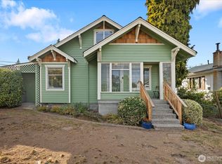 916 E Marine View Drive, Everett, WA 98201