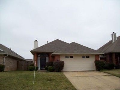 2nd image of 3309 Danbury Ct