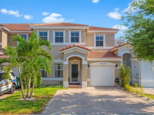 16634 SW 48th Ter, Miami, FL 33185