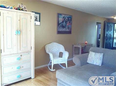 2nd image of 825 Murdoch Ln #90