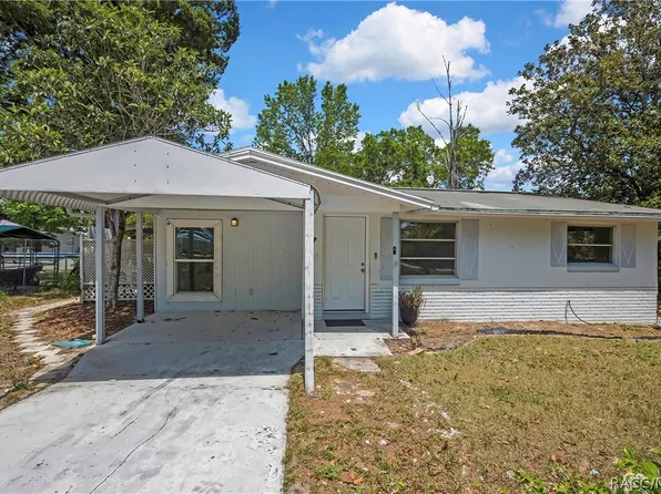 7 Daniel St, Beverly Hills, FL 34465