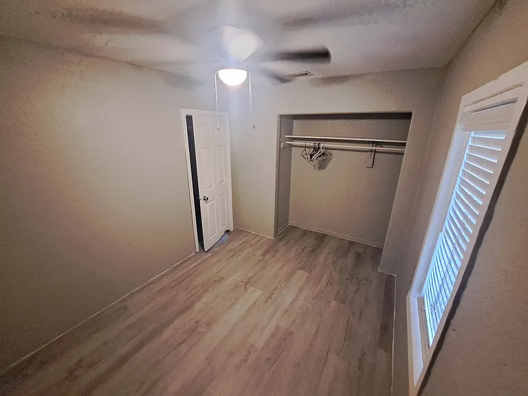 911 Recreation Dr — Photo 5