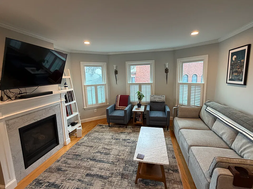 6 N Mead St #3