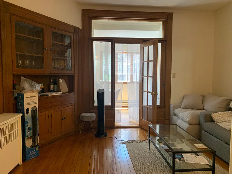 907 Beacon St #4 — Photo 3