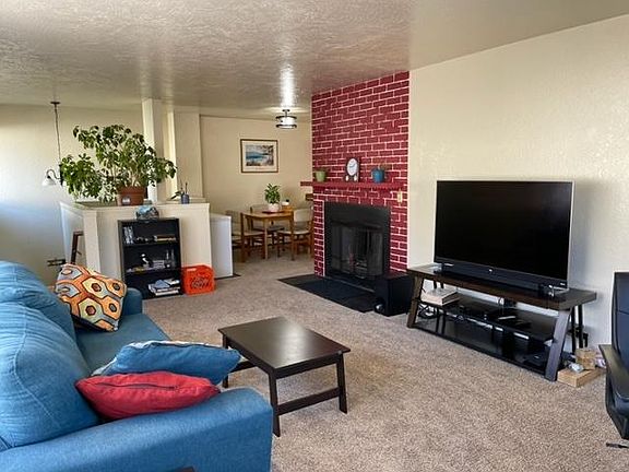 Upstairs living room- with smart TV