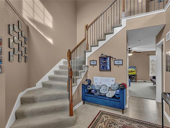 4th image of 12945 NW Oakview Dr