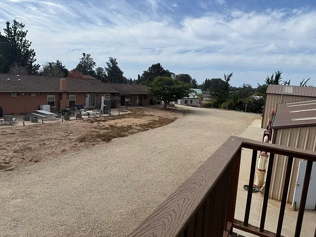 Studio, 800 sqft, $1,600 — Photo 2