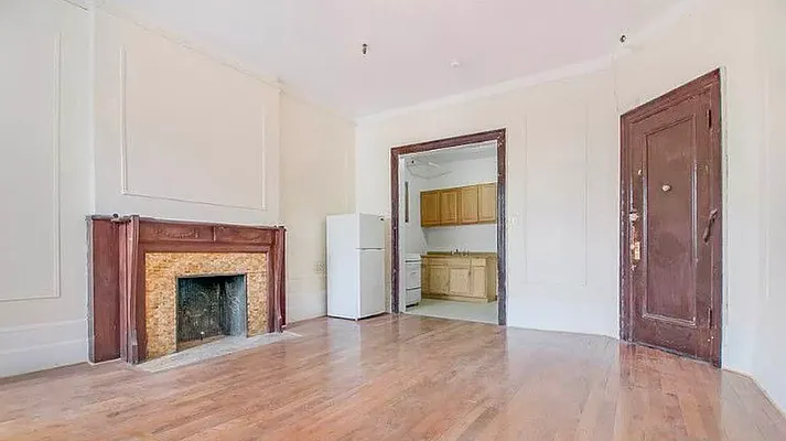 Rented by Level Group | media 15