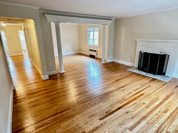 (undisclosed Address), Brookline, MA 02445