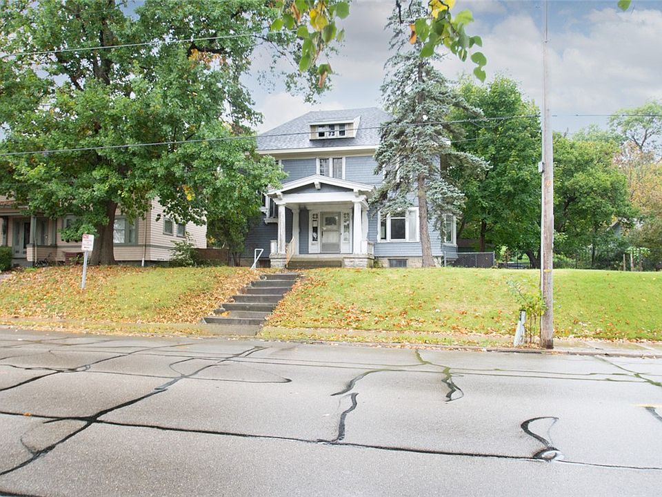 1st image of 111 Forest Ave