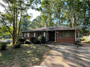 2361 Old Colony Rd, East Pt, GA 30344