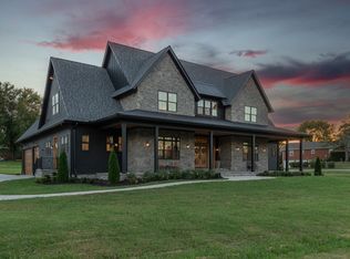 124 Lori Lee Dr, Gallatin, TN 37066