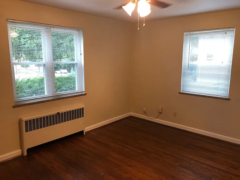 5562 Beechmont Ave — Photo 14