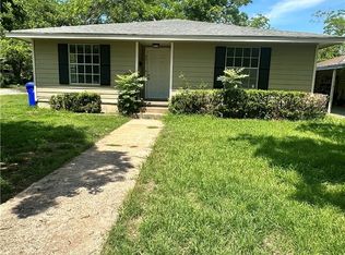 401 Walnut, Cuero, TX 77954