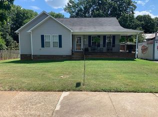 406 N 3rd St, Mebane, NC 27302