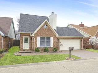 223 Rosemarie Ct, Evansville, IN