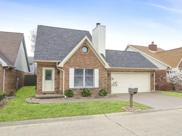 223 Rosemarie Ct, Evansville, IN 47715