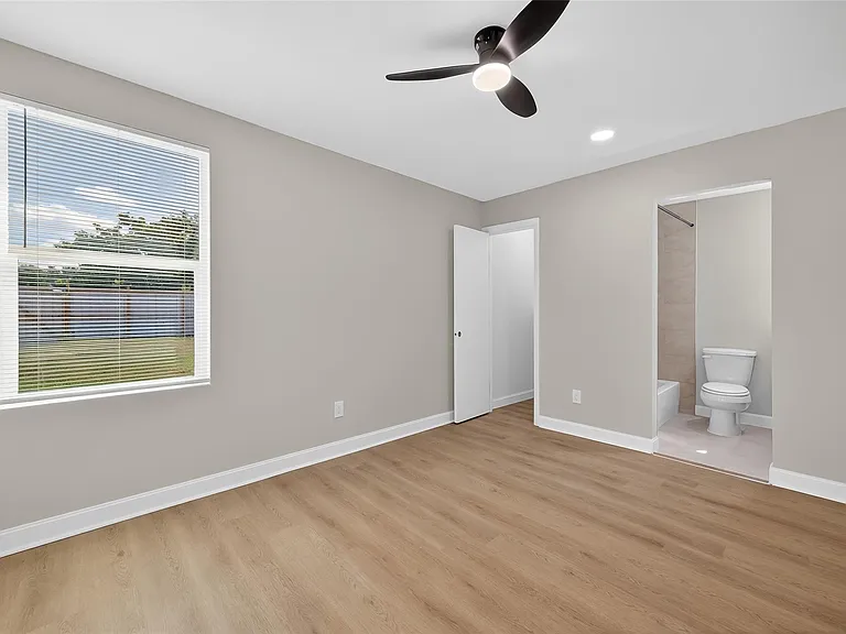 889 Chas Ln — Photo 23