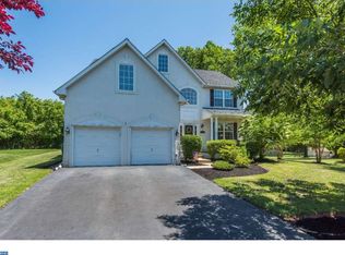 2104 Andrew Ct, Schwenksville, PA 19473