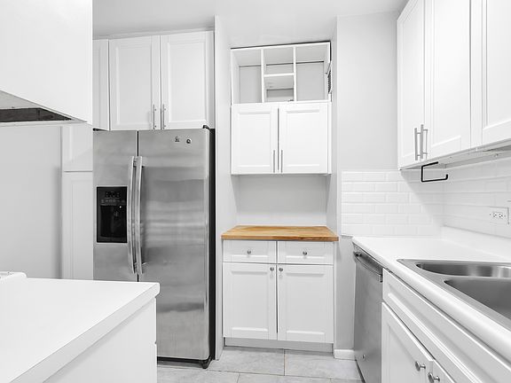 4th image of 245 E 93rd St APT 7E