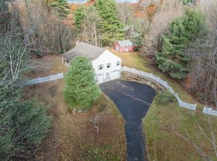 45 Hollow Rd, Wales, MA 01081