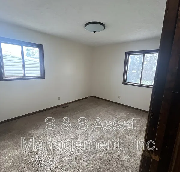 511 Brynford Ave — Photo 12