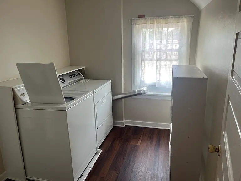 3645 Wilshire Ave #2 — Photo 10