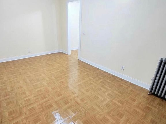5th image of 803 E 182nd St #4A