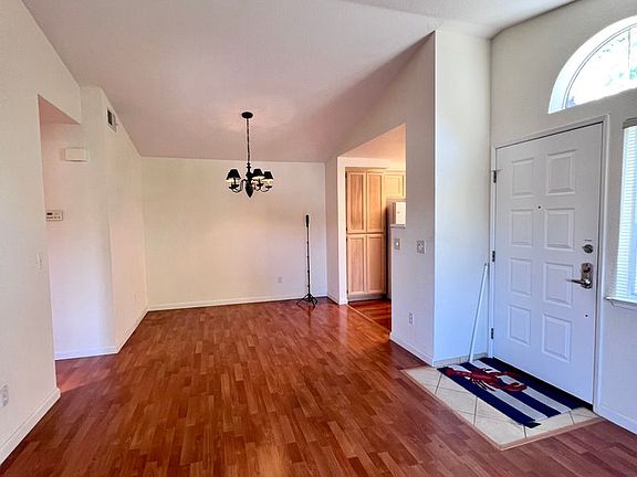 3rd image of 288 Sorrento Ct