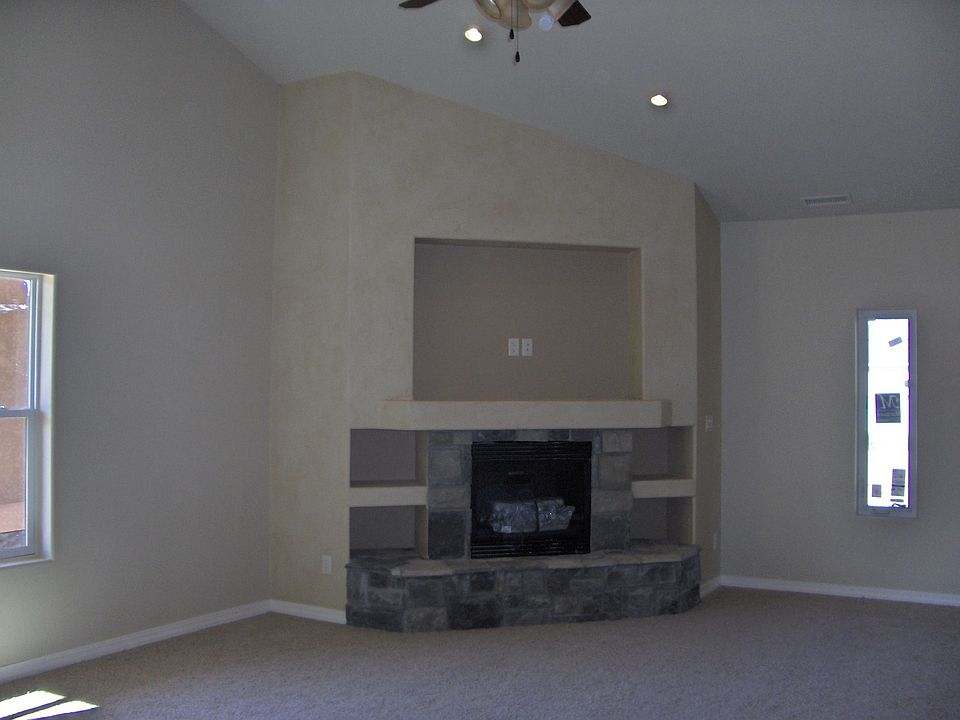 2nd image of 2940 Margaret Dr