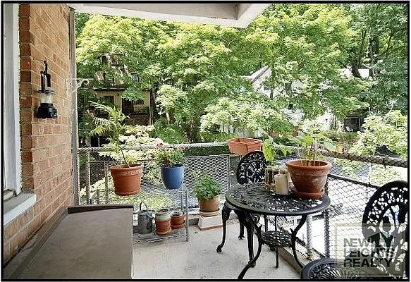 Sold by New Heights Realty | media 29