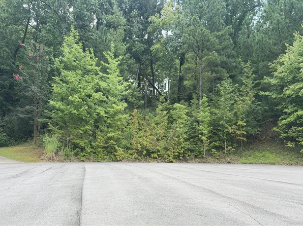 2033 Jarred Cir, Leeds, AL 35094